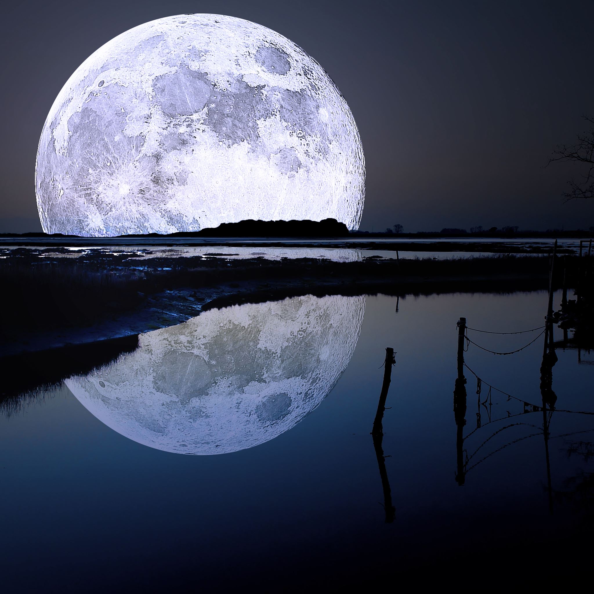 Pure Moonset Moment iPad Air wallpaper 