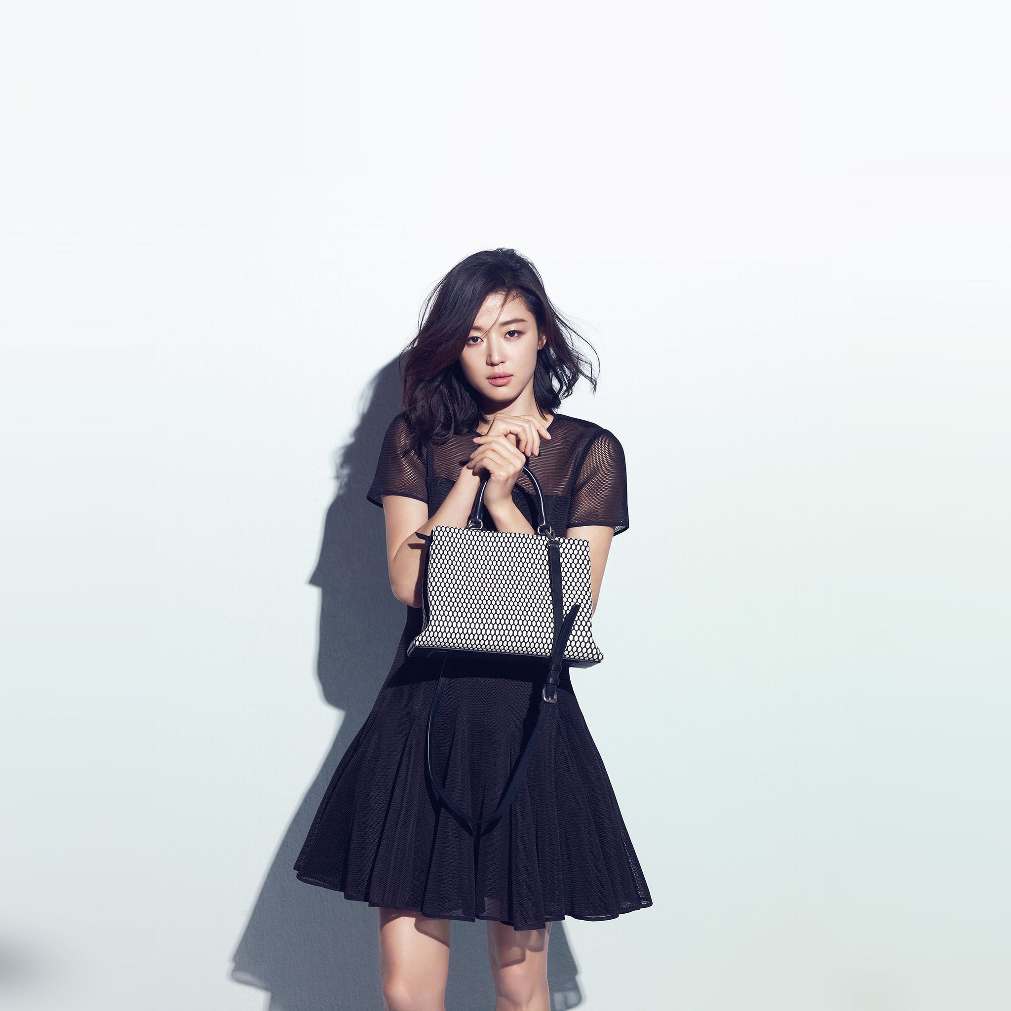 Jun Ji Hyun Actress Kpop Cute Beauty Blue iPad Air wallpaper 