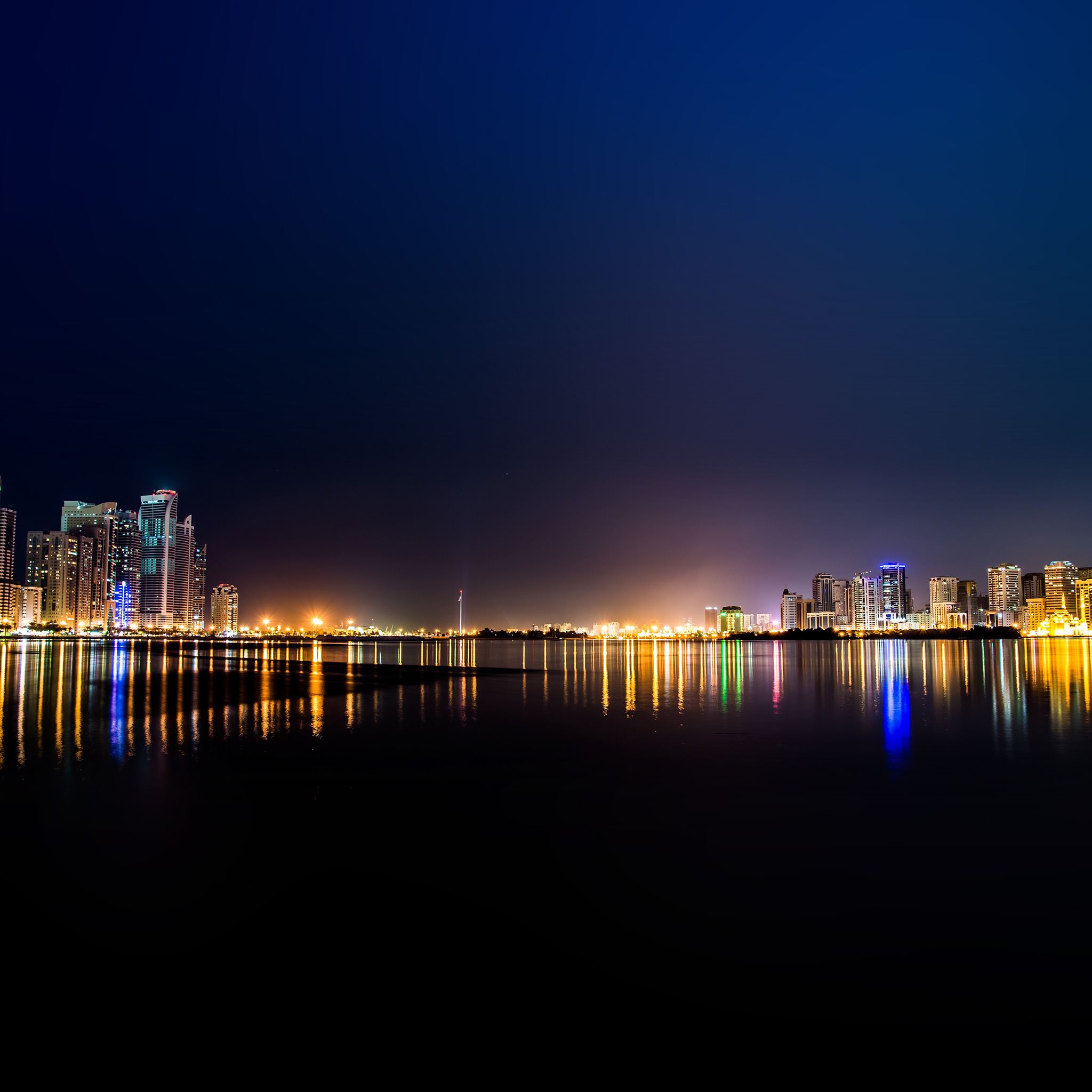 City Water River Night Light Bokeh iPad Air wallpaper 