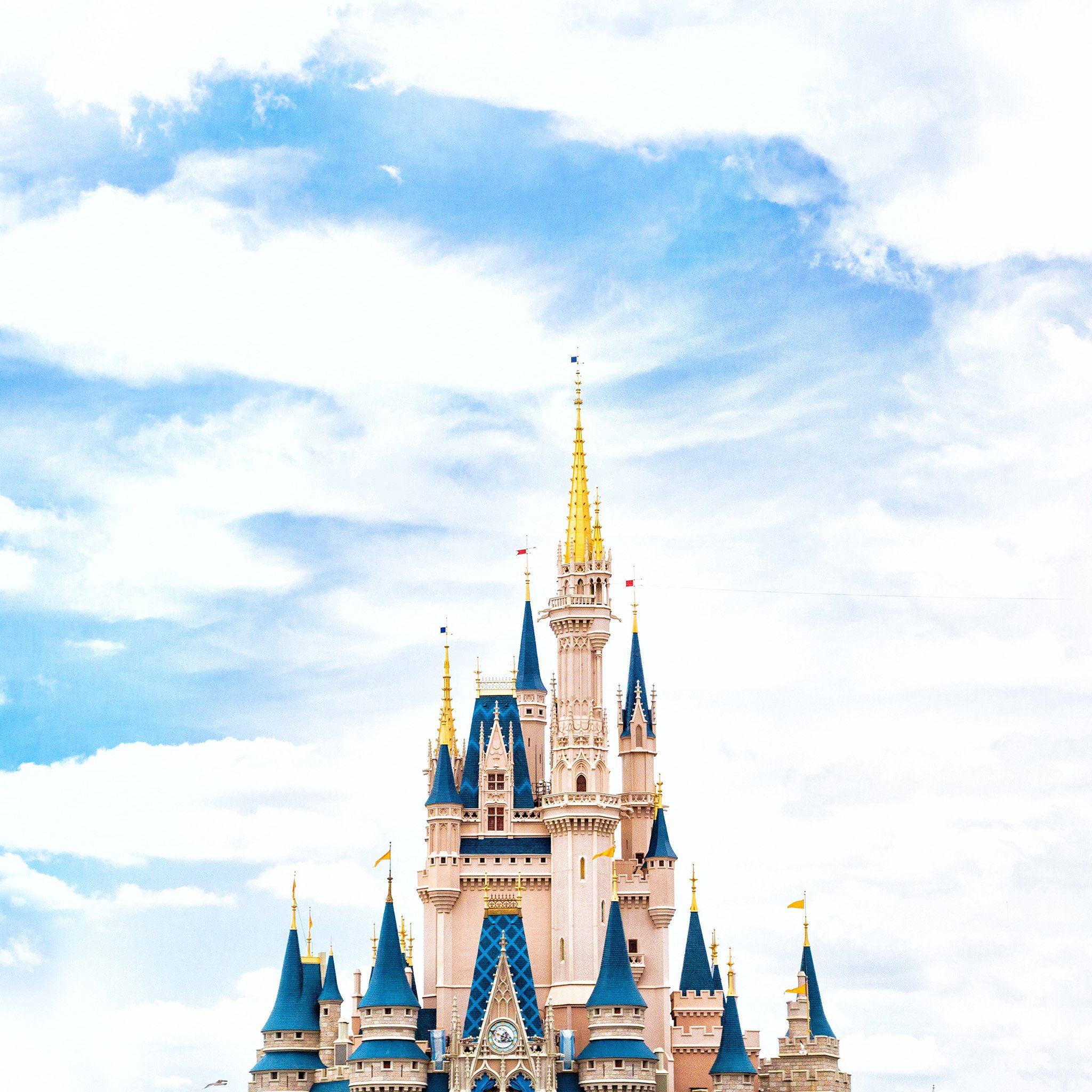 Disney World Castle Sky iPad Air wallpaper 