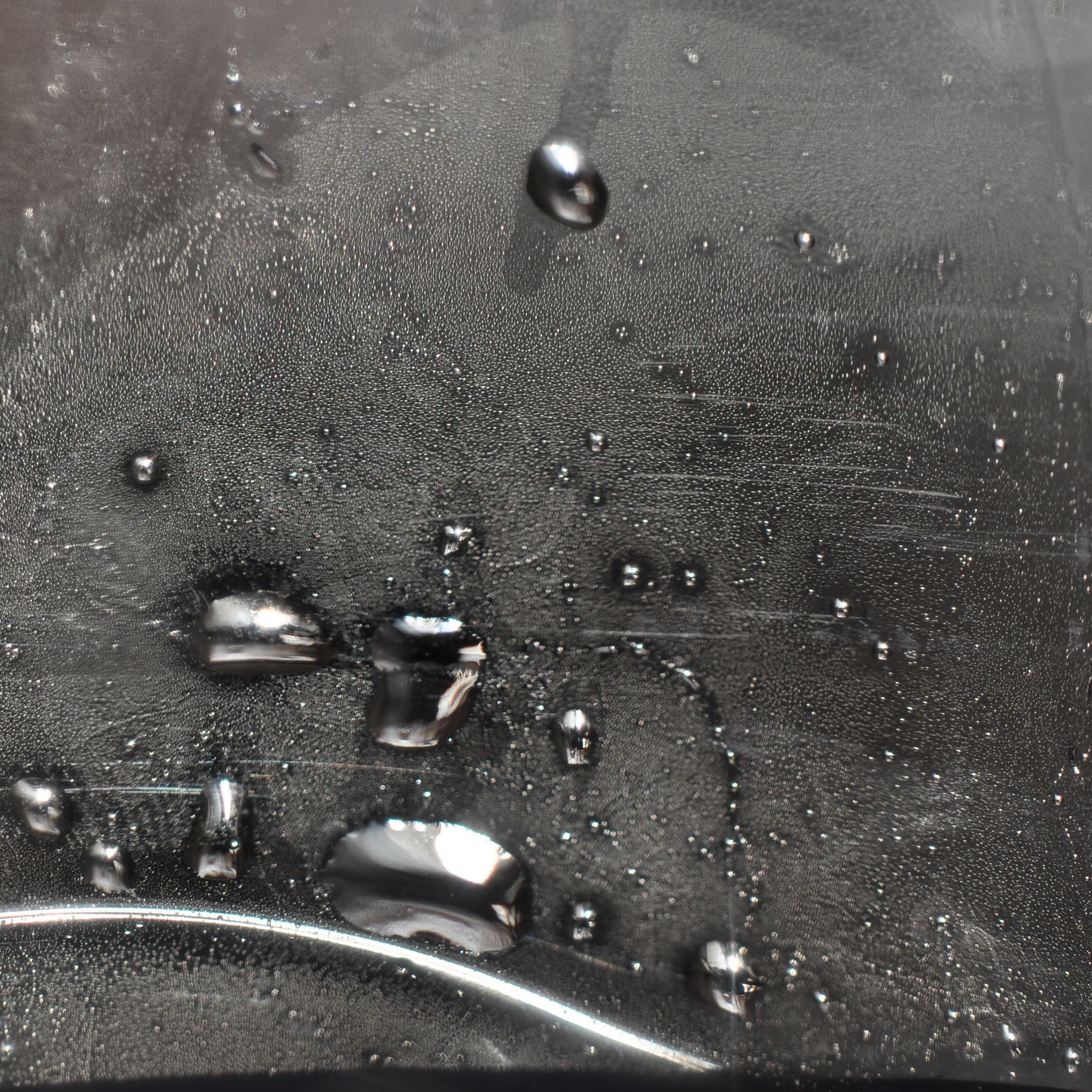 Water Drops BW iPad Air wallpaper 