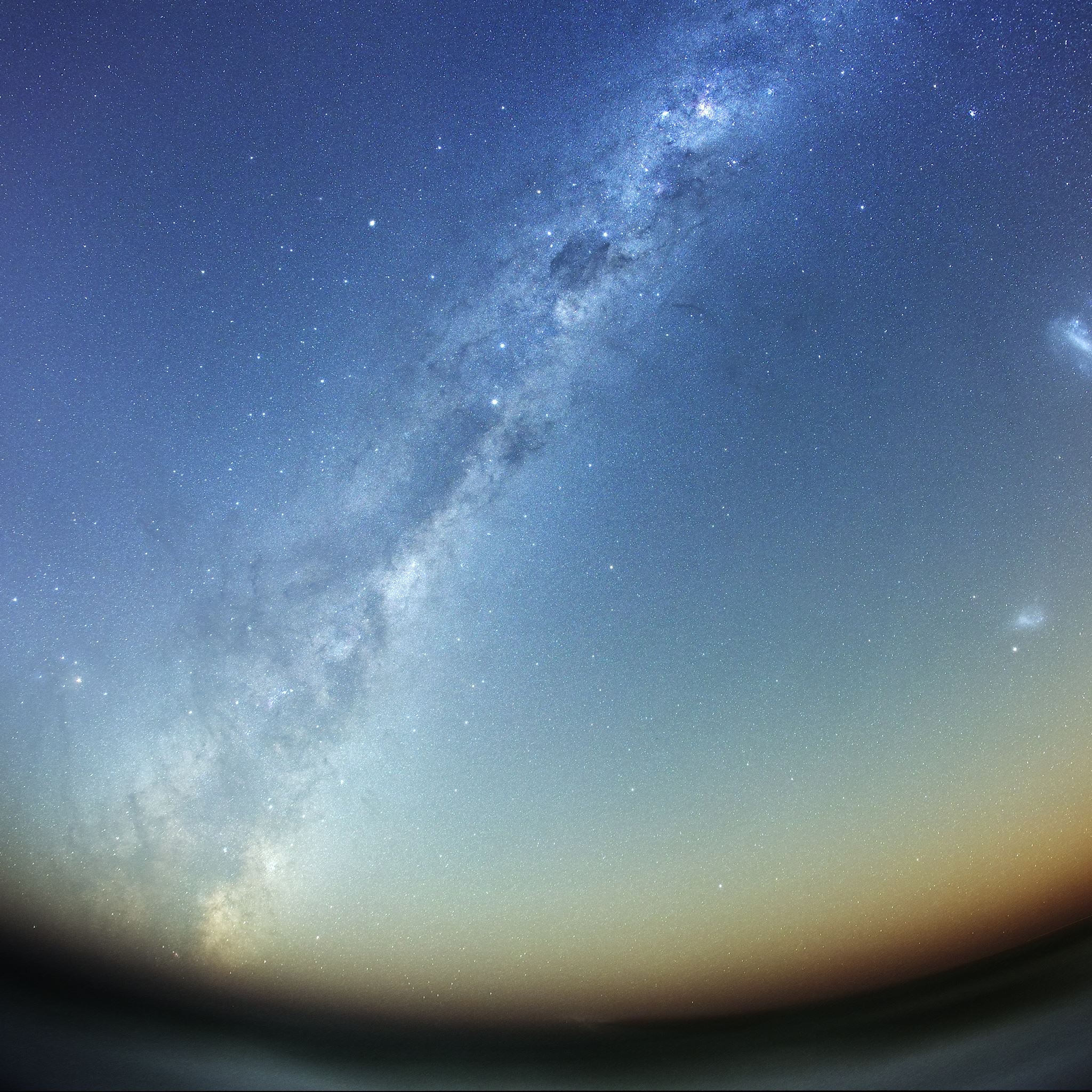 Milky Way galaxy iPad Air wallpaper 