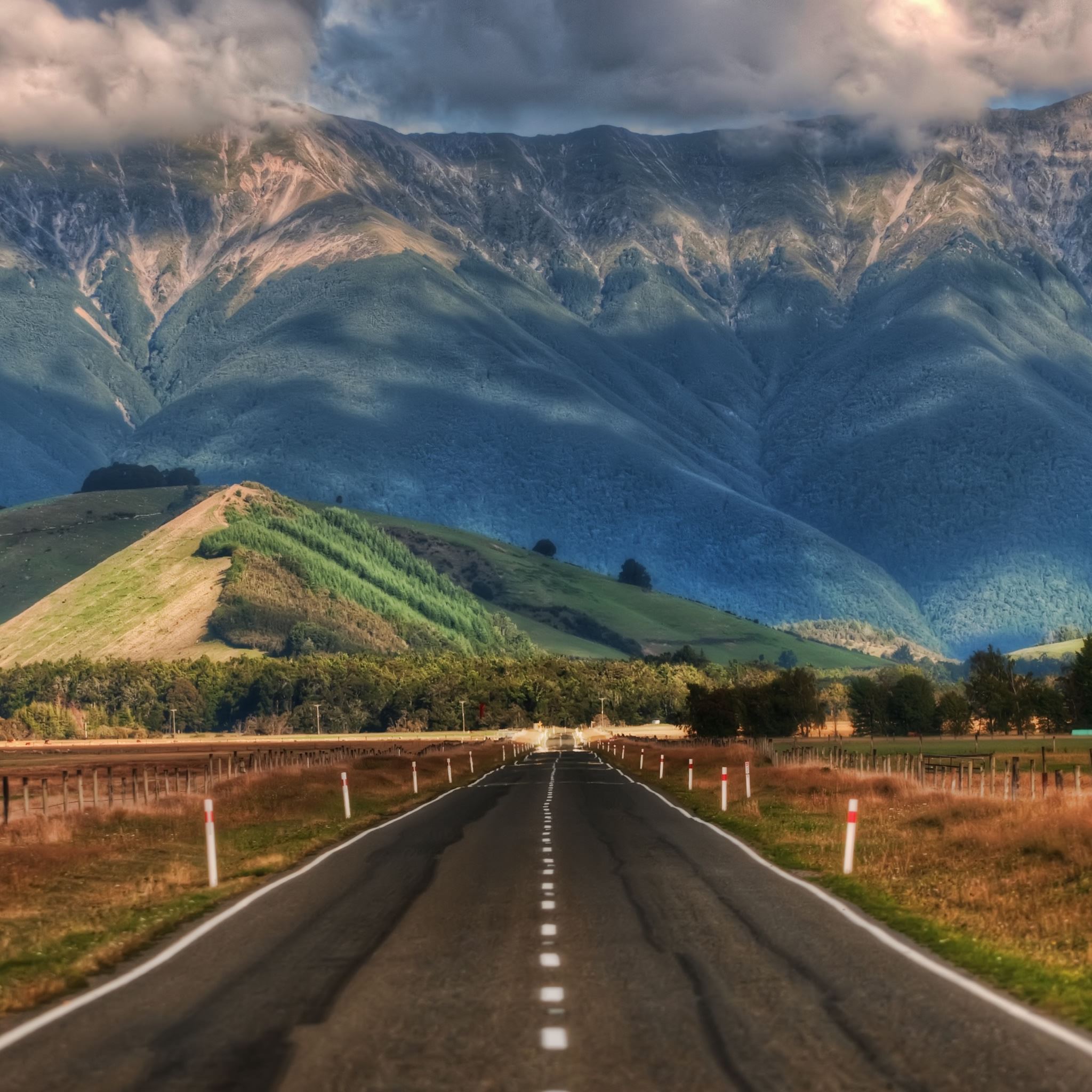 Road In New Zealand iPad Air wallpaper 
