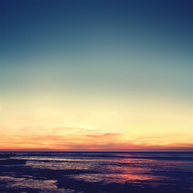 Tranquil sunset iPad wallpaper 