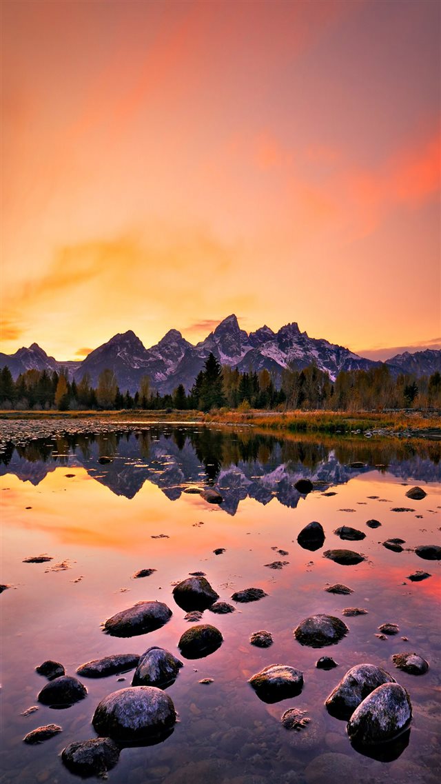 Mountain Lake Sunset iPhone 8 wallpaper 