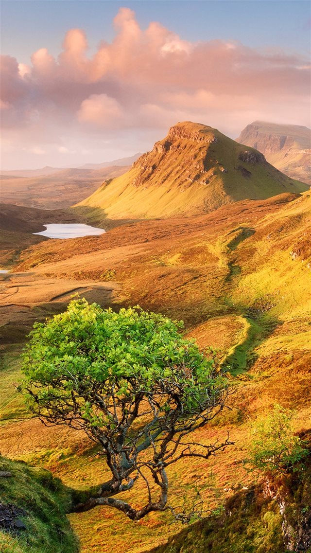 Trotternish Isle Of Skye Scotland iPhone 8 wallpaper 