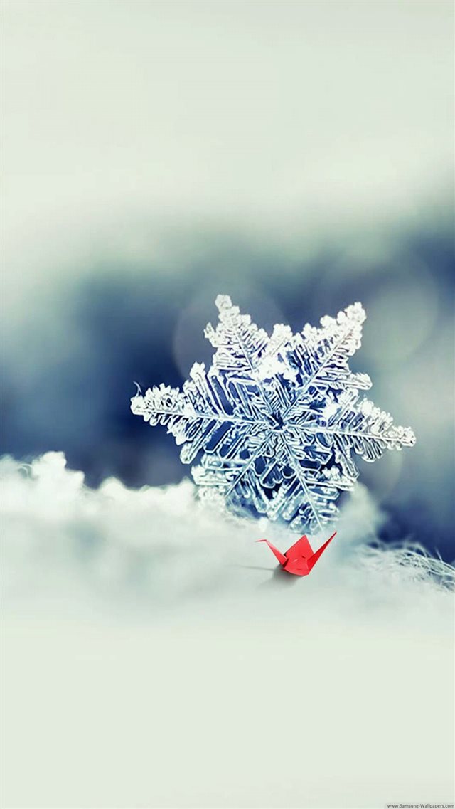 Snowflake Closeup iPhone 8 wallpaper 