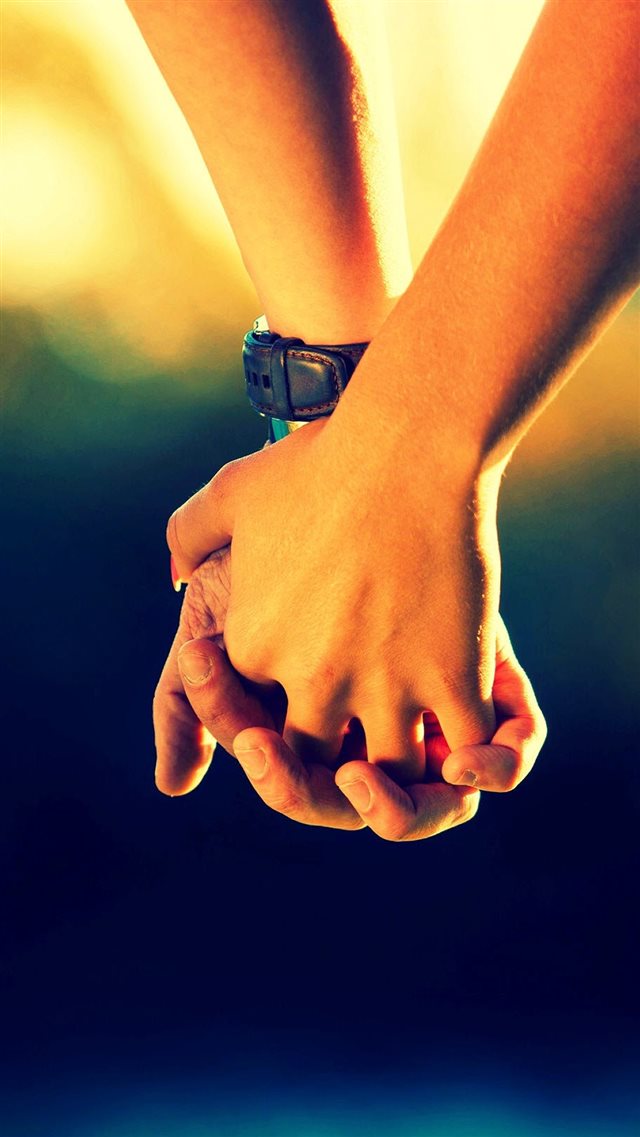 Couple Holding Hands iPhone 8 wallpaper 