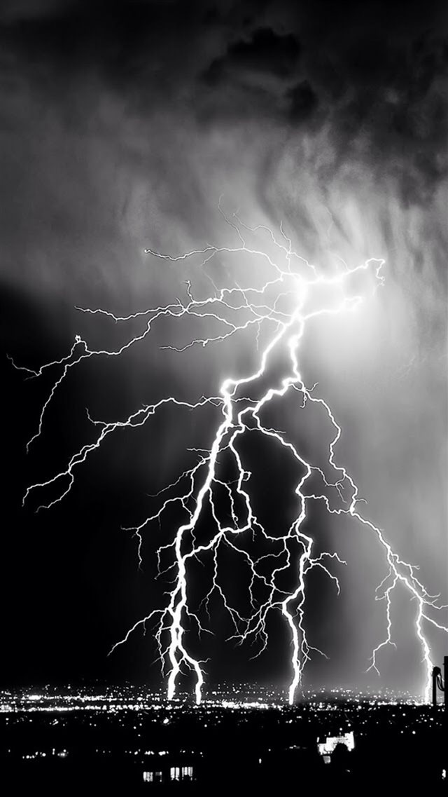 Storm Lightening Over City iPhone 8 wallpaper 