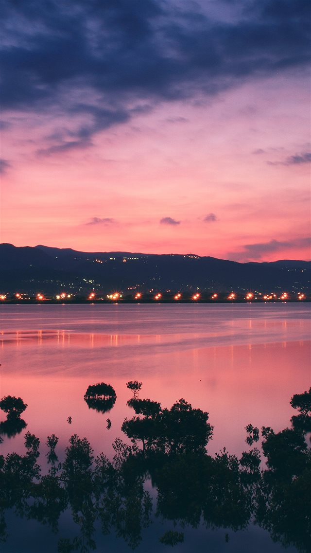 River Bank City Sunset Landscape iPhone 8 wallpaper 