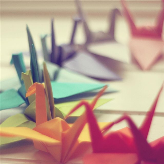 Hopeful Origami Shapes Blur iPad wallpaper 