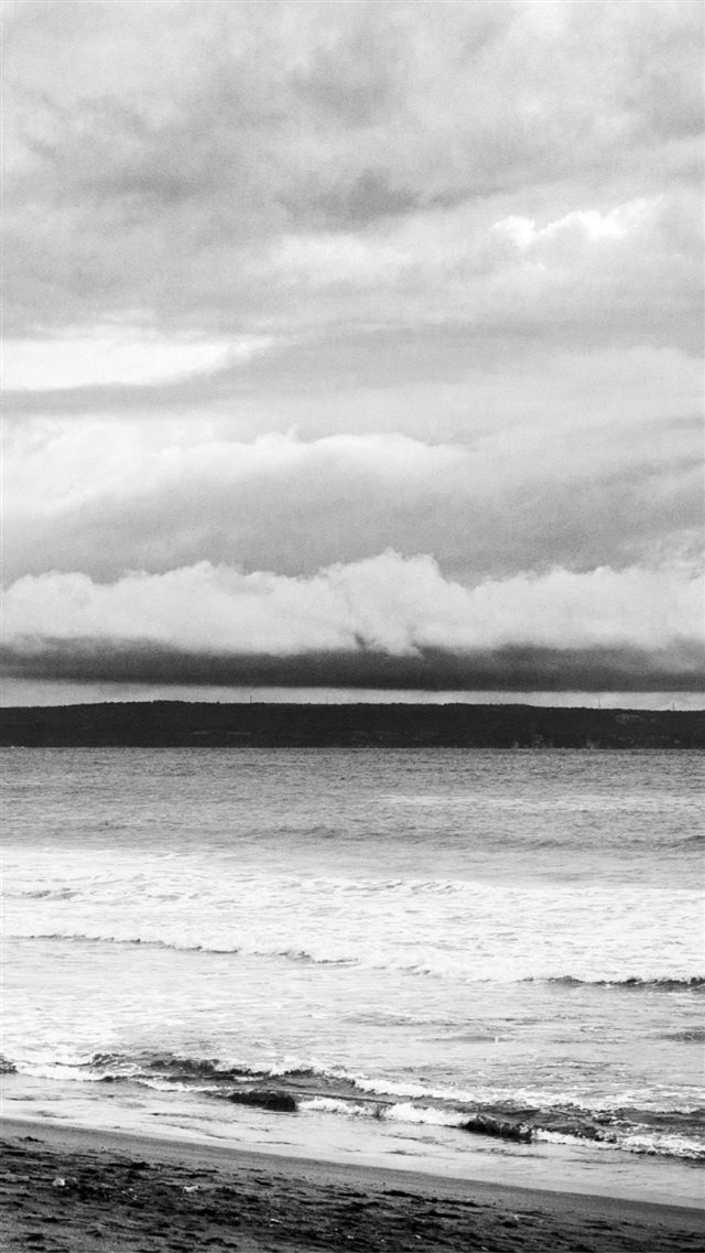 Beach Shore Storm Clouds iPhone 8 wallpaper 