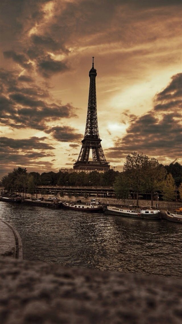 France Eiffel Tower City Storm Skyscape iPhone 8 wallpaper 
