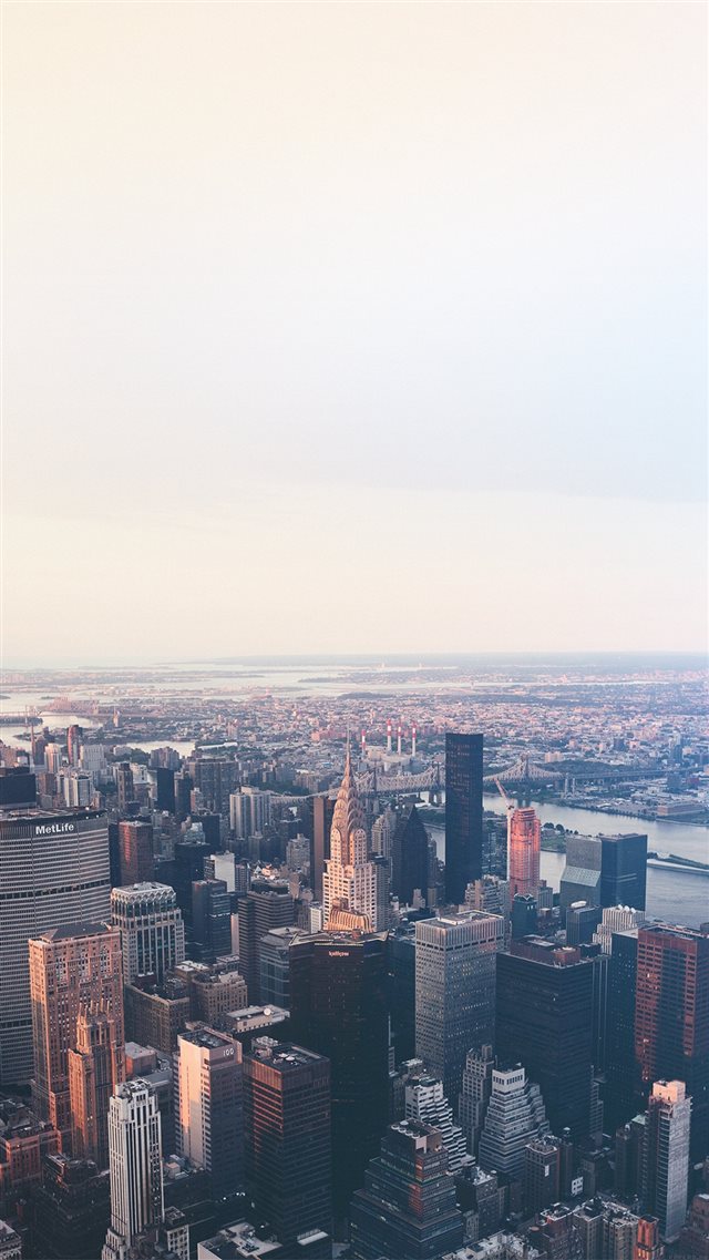New York Flare Blue City Sky iPhone 8 wallpaper 