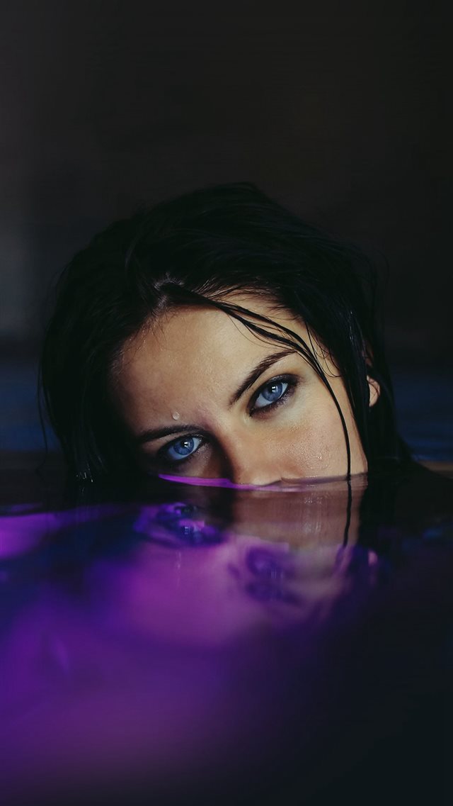 Girl Water Cute Dark Blue iPhone 8 wallpaper 