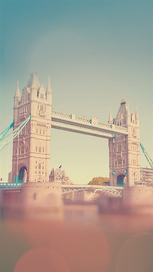 England Tower Bridge Bokeh iPhone 8 wallpaper 