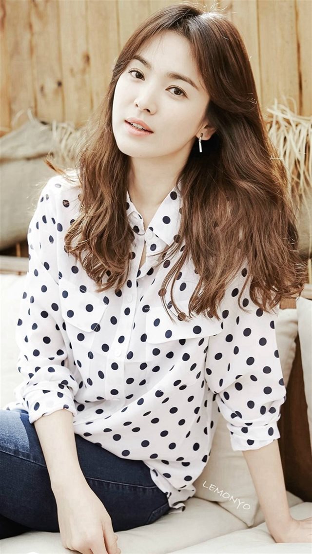Song Hye Kyo Beauty Star OL Style Photography iPhone 8 wallpaper 
