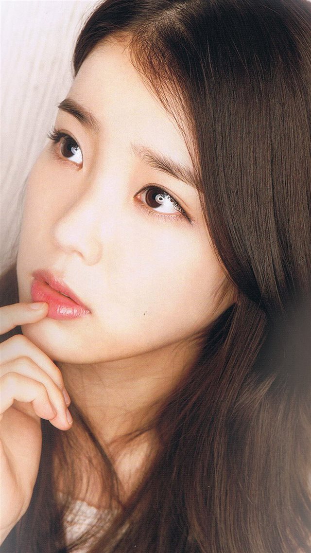 Kpop IU Girl Music Cute iPhone 8 wallpaper 
