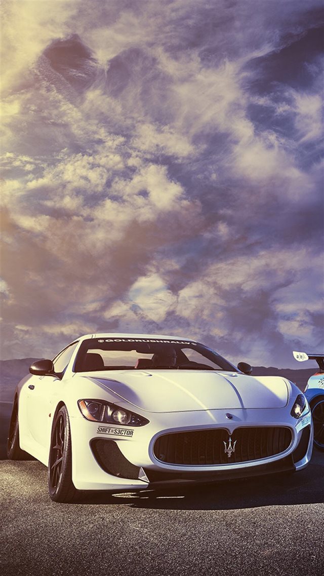 Splendid Maserati Sports Car Sky View iPhone 8 wallpaper 