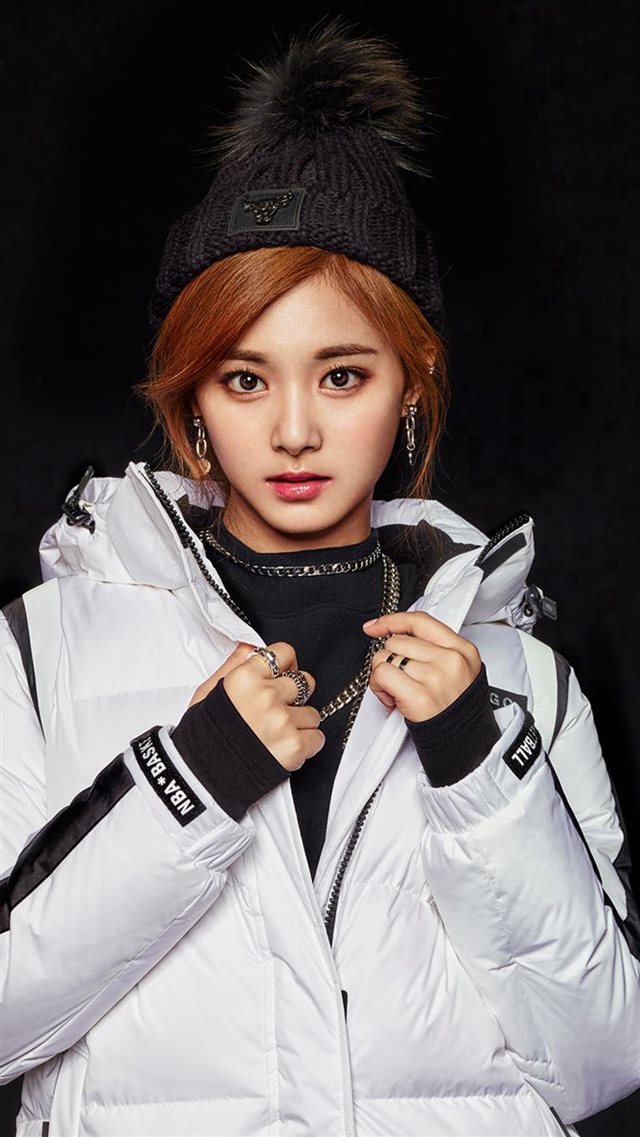 Kpop Girl Sungso Asian Winter iPhone 8 wallpaper 