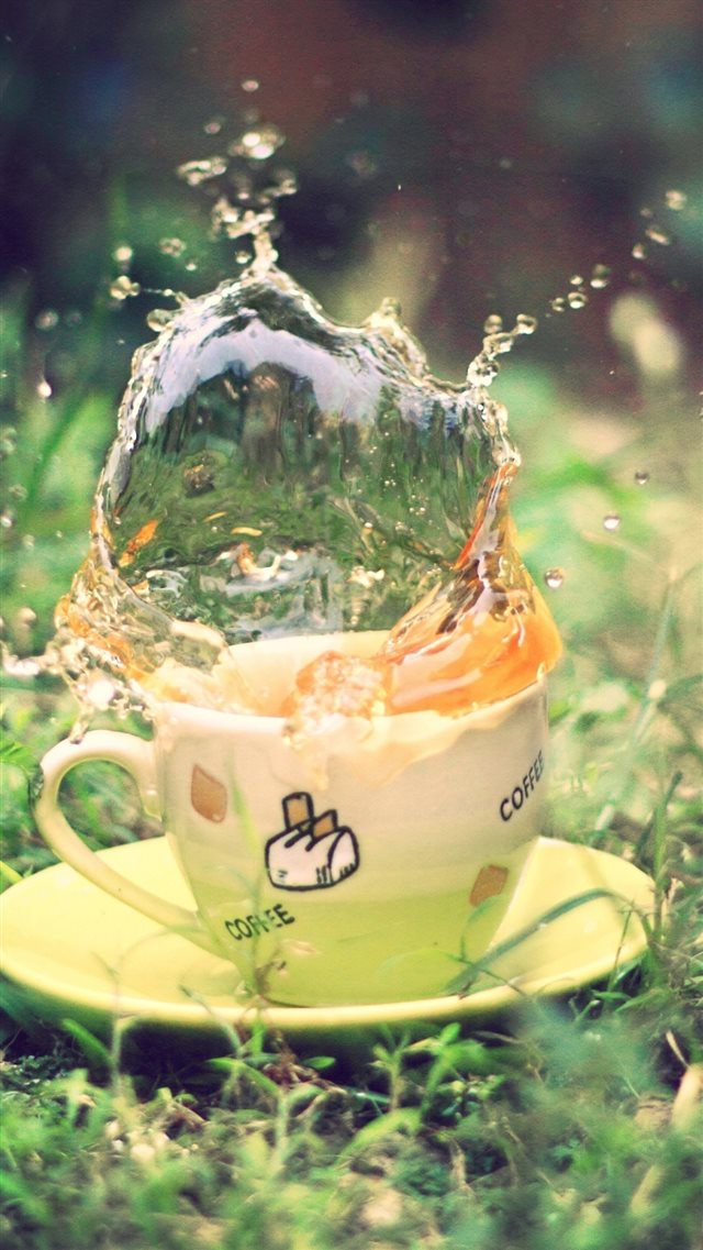 Tea Spray Earth Grass Saucer Green Cup iPhone 8 wallpaper 