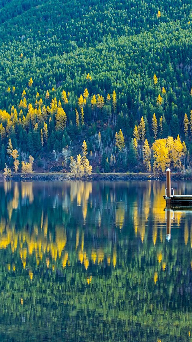 Lake View Wonderful Nature iPhone 8 wallpaper 