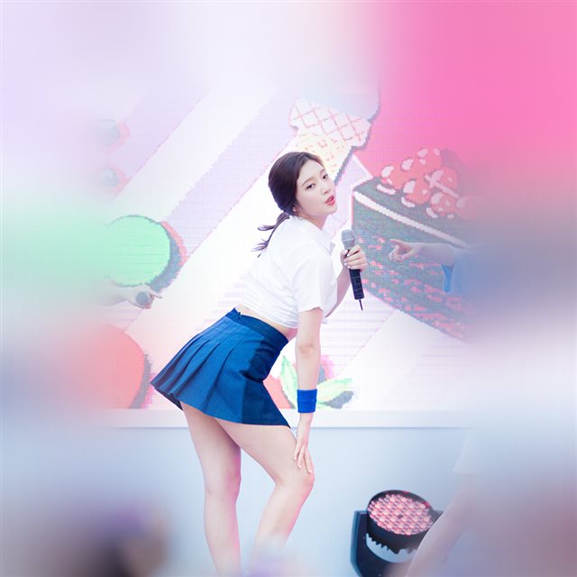 Kpop Girl Sing Cute Asian iPad wallpaper 