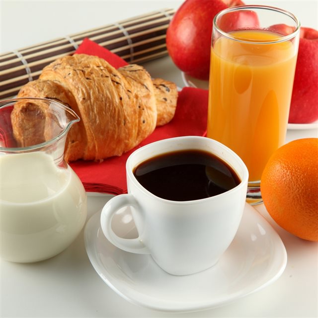 Breakfast Coffee Milk Orange Juice Croissant Apple Cup White Saucer Jug iPad wallpaper 
