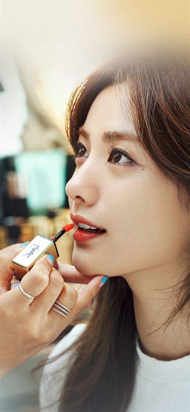 Asian Girl Kpop Lipstick iPhone X wallpaper 