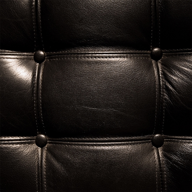 Black leather texture iPad wallpaper 