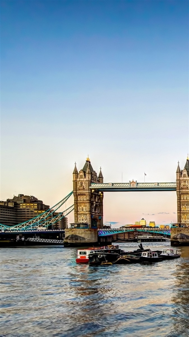 Tower bridge london iPhone 8 wallpaper 