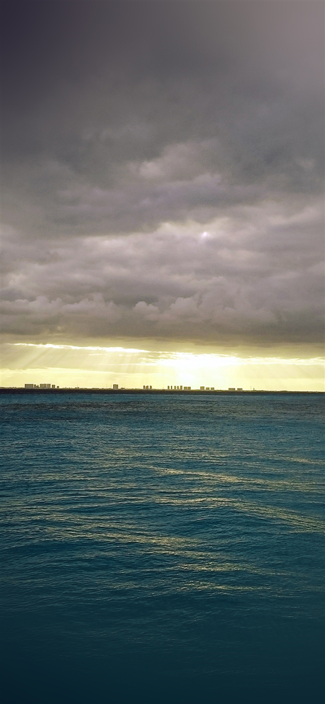 Sea city blue ocean nature sky cloud blur iPhone X wallpaper 