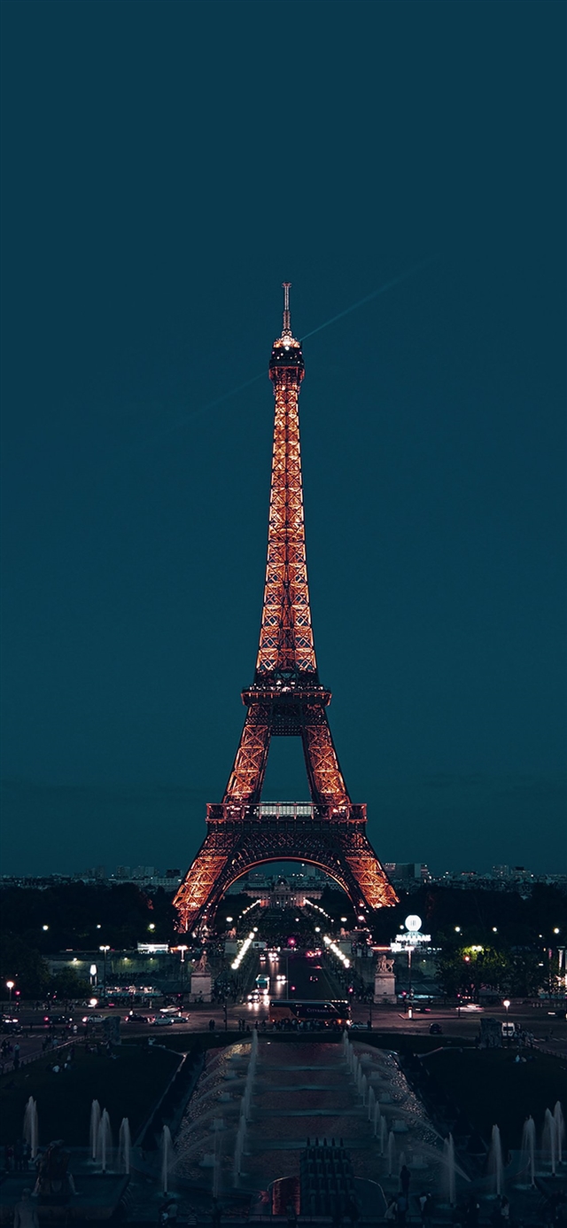City blue Eiffel tower iPhone X wallpaper 