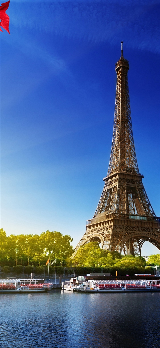 Sky blue Eiffel tower iPhone X wallpaper 