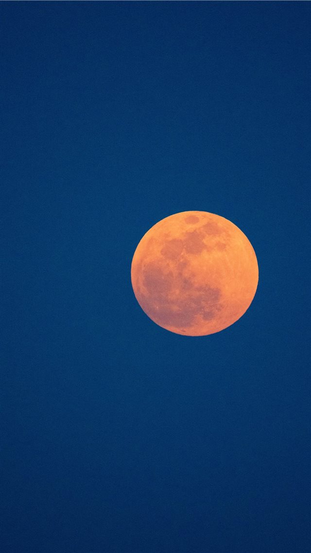 clear sky iPhone 8 wallpaper 