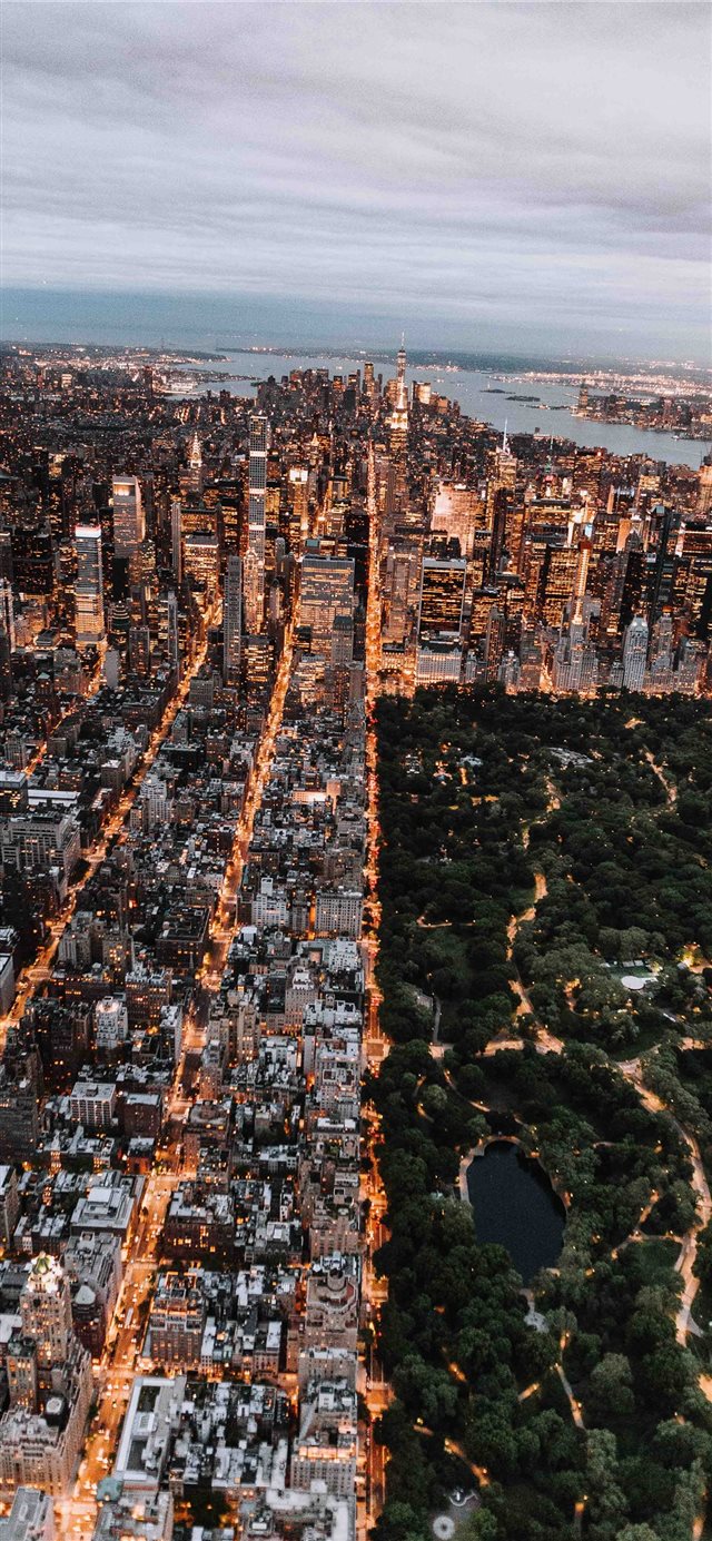Aerial of Central Park and New York City iPhone X wallpaper 