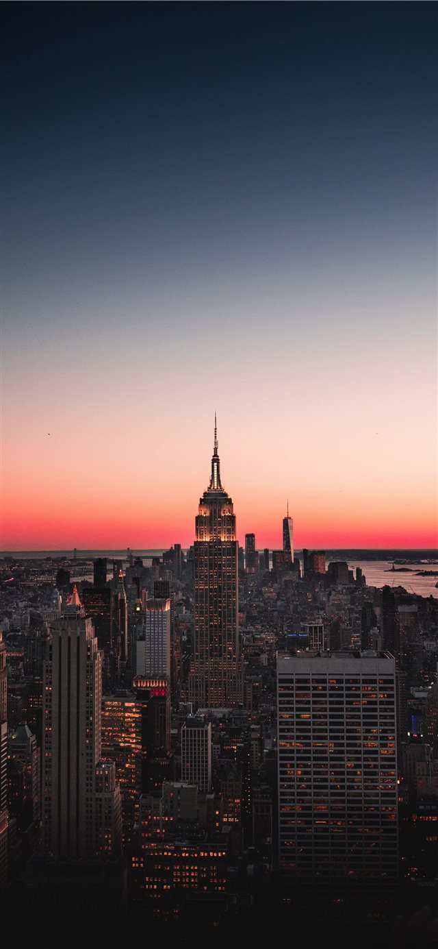 The Empire State  Vertically framed  iPhone X wallpaper 