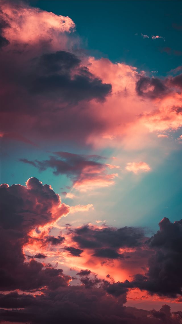My favourite cloudscape of the year iPhone 8 wallpaper 