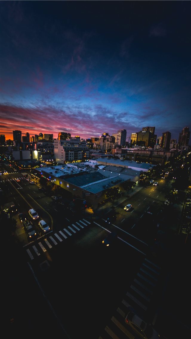 San Diego sunset through a fisheye lens iPhone 8 wallpaper 