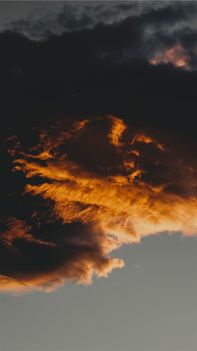 cloud formation during daytime iPhone 8 wallpaper 