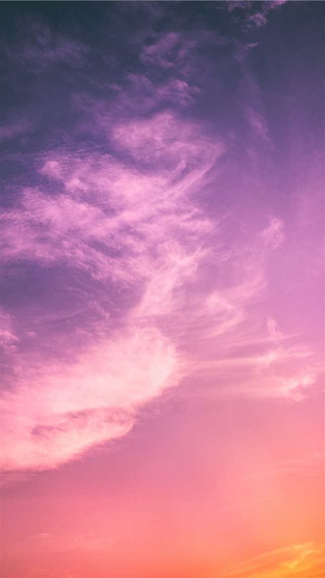 white clouds iPhone 8 wallpaper 