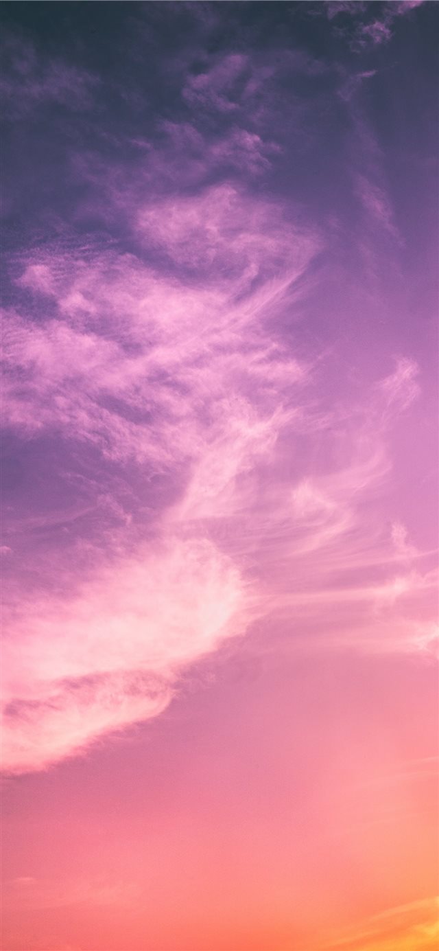 white clouds iPhone X wallpaper 