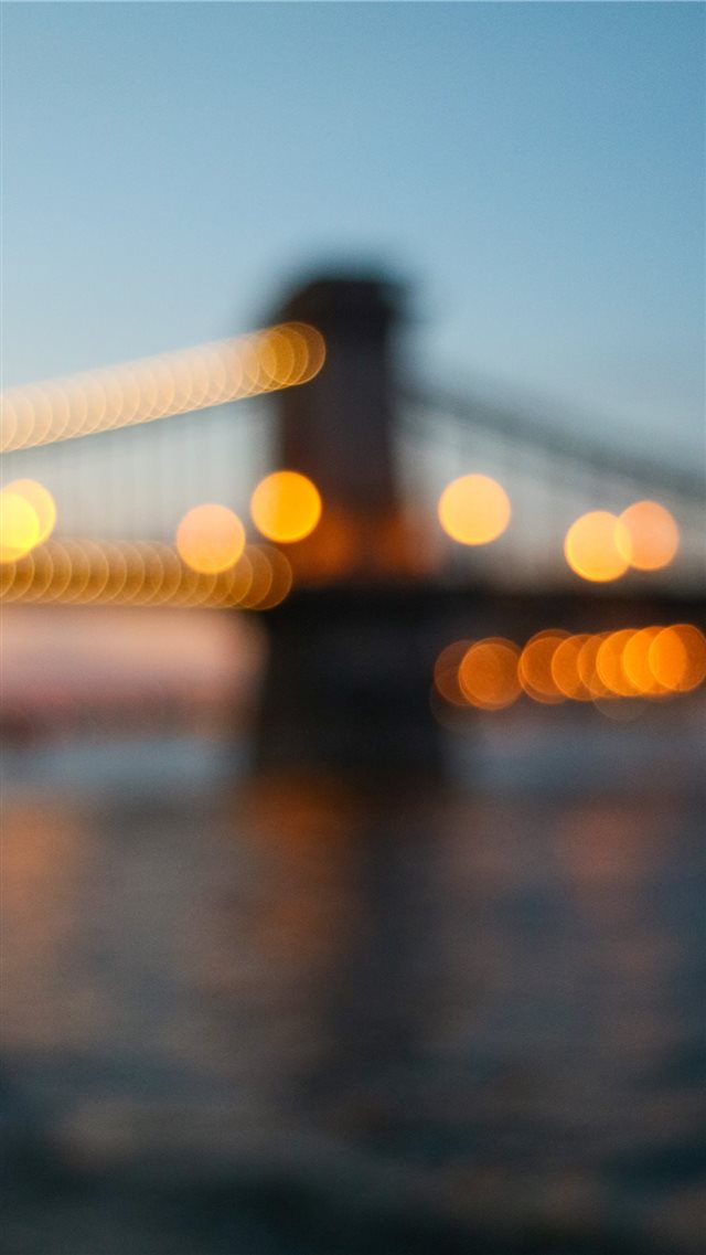 Budapest bridge iPhone 8 wallpaper 