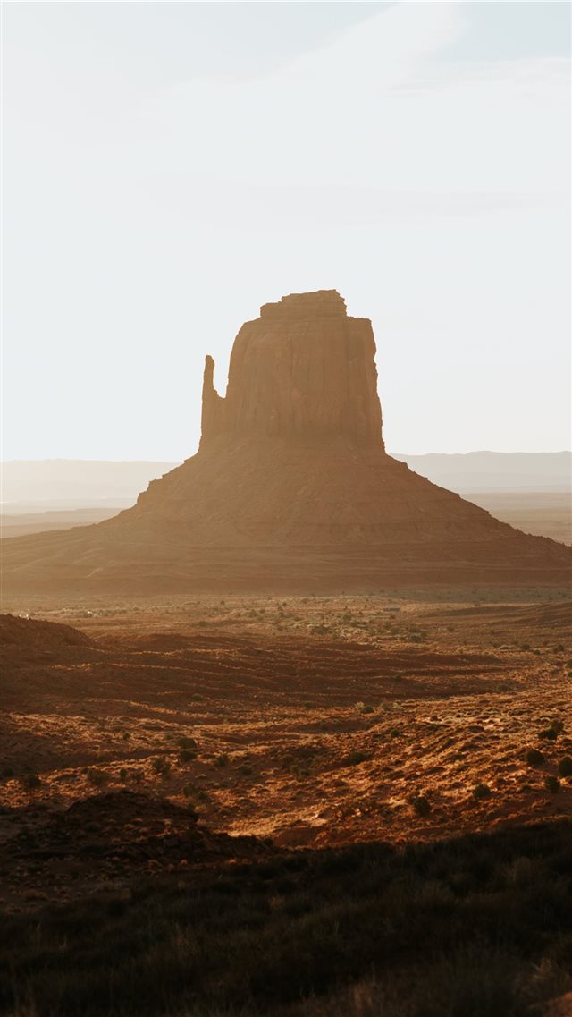 Monument Valley California iPhone 8 wallpaper 