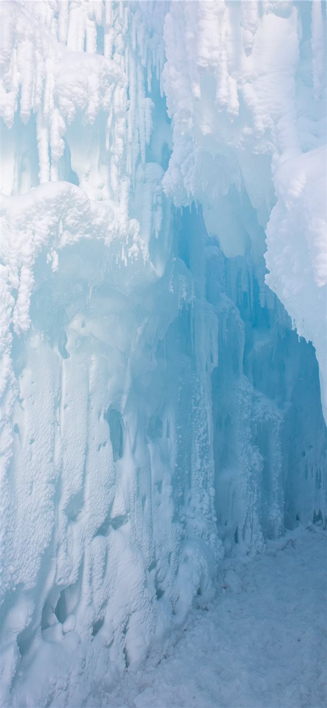 snow covered walls iPhone X wallpaper 