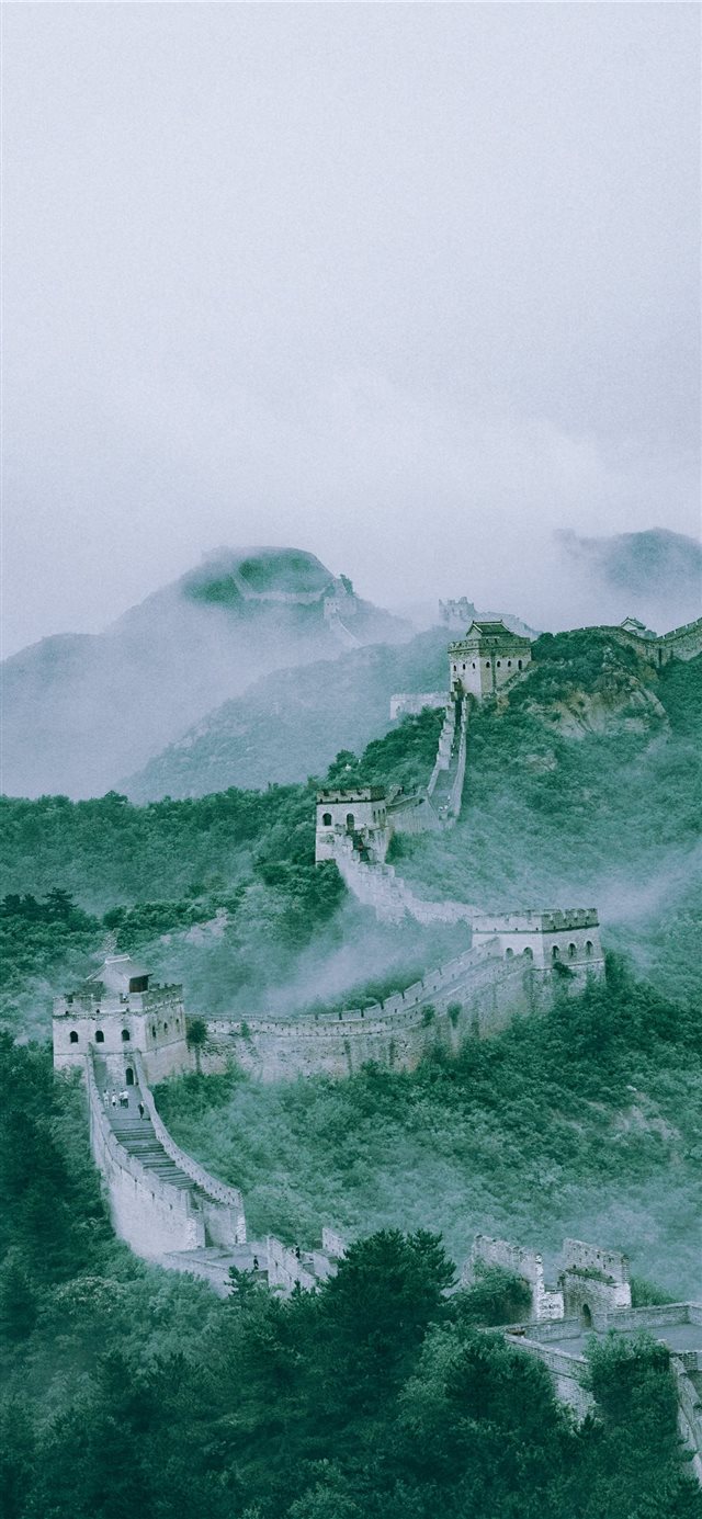 aerial photography of the Great Wall of China iPhone X wallpaper 
