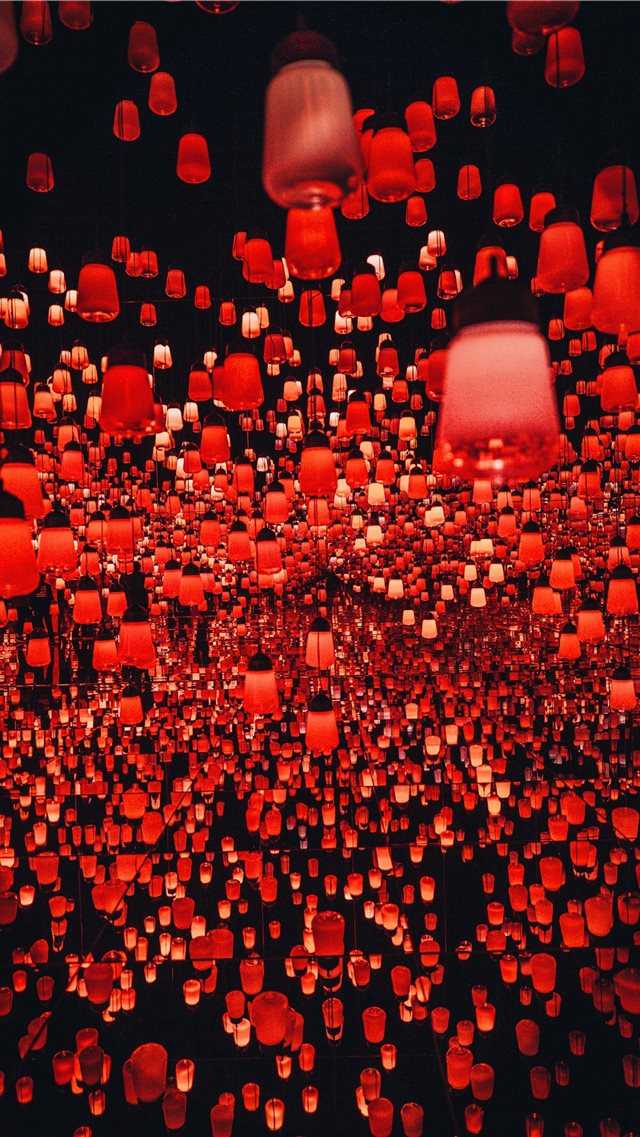 hundreds of Chinese lanterns at the teamLab Border... iPhone 8 wallpaper 