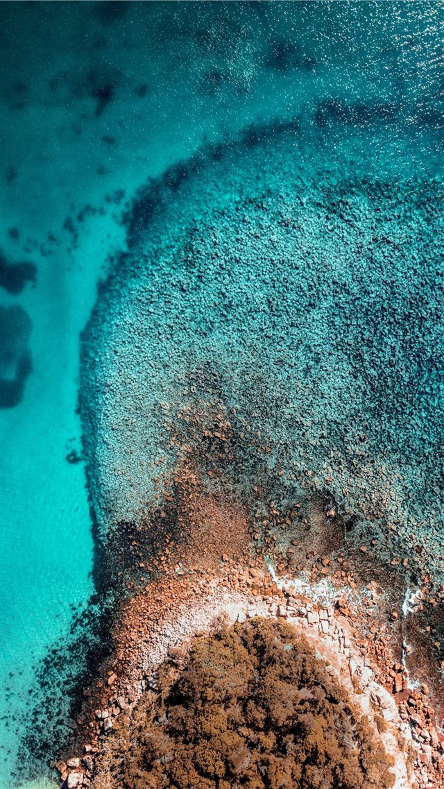 aerial photography of body of water iPhone 8 wallpaper 