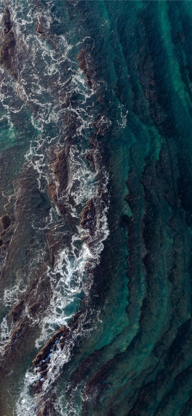 seashore iPhone X wallpaper 