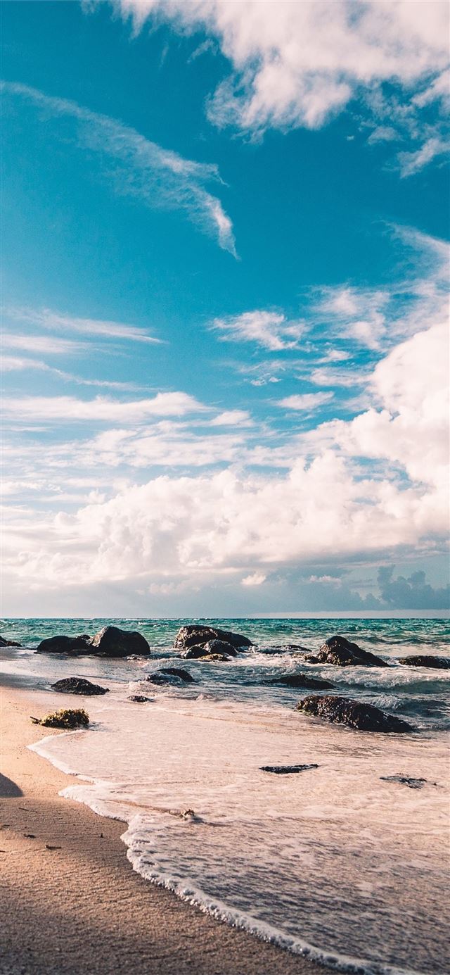 sea side beach iPhone X wallpaper 